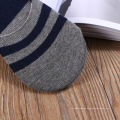 Calcetines invisibles color de ocio a juego dos barras calcetines de algodón de tubo corto barra transversal calcetines transpirables de silicona antideslizantes al por mayor
